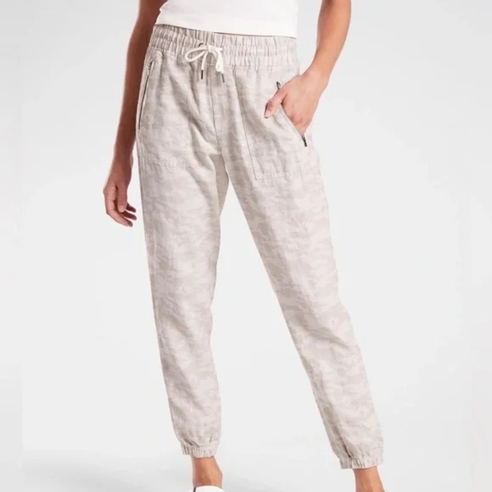 Athleta Cabo Tide Linen Jogger Neutral Camo Women 8 Summer Vacation Travel